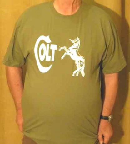 Camiseta verde COLT PRECIO 15 € La unidad Gastos de ENVÍO PAGADOS